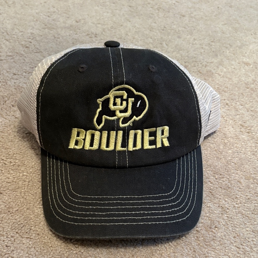 Top of the World Black and Gold Boulder Hat